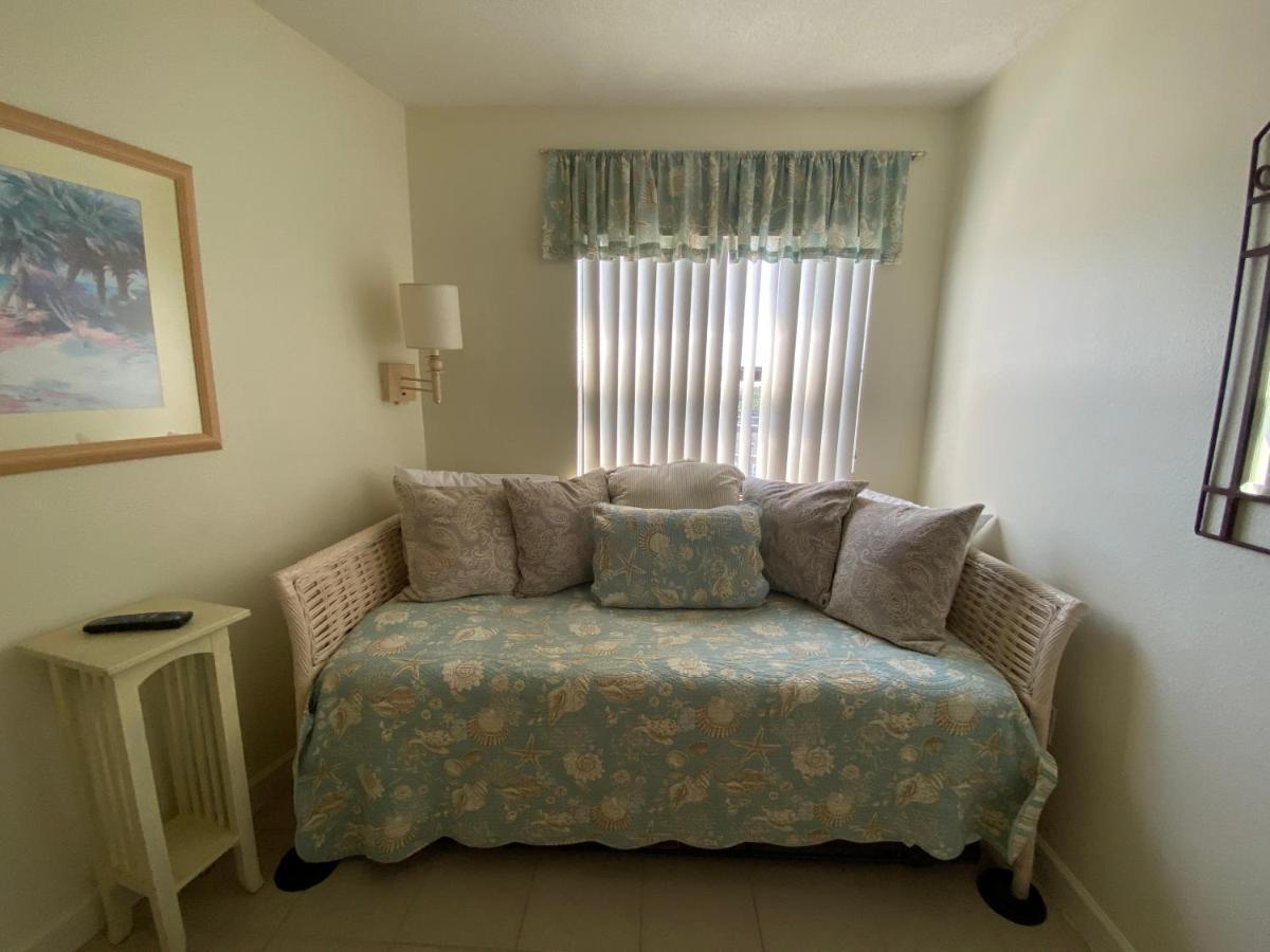 Vistas On The Gulf By Liberte' Aparthotel St. Pete Beach Exterior photo